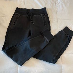 Lululemon sweatpants